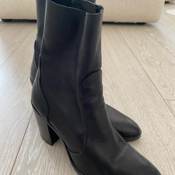 Black leather sz 37 ankle booties - Picture 2 of 5